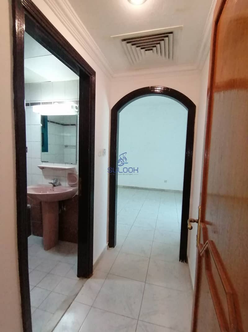 19 Spacious 2BHK available for 70k in Khalidiya with 2 Master Room and 3 Washrooms