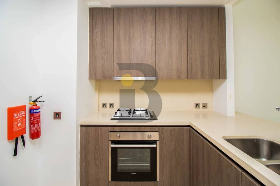 10 Open Kitchen I With Balcony I Lux at great price