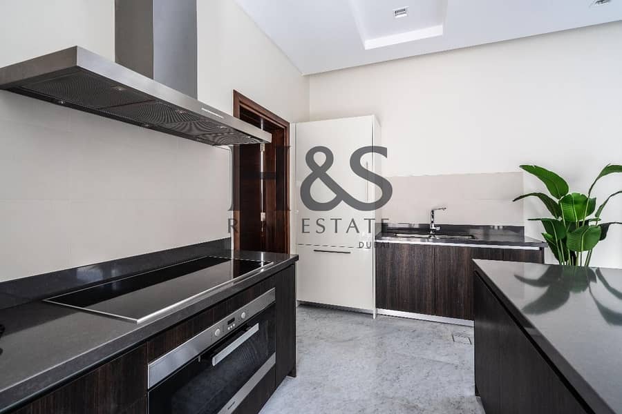 5 Contemporary 5 Beds + Maid I Private Pool I District One