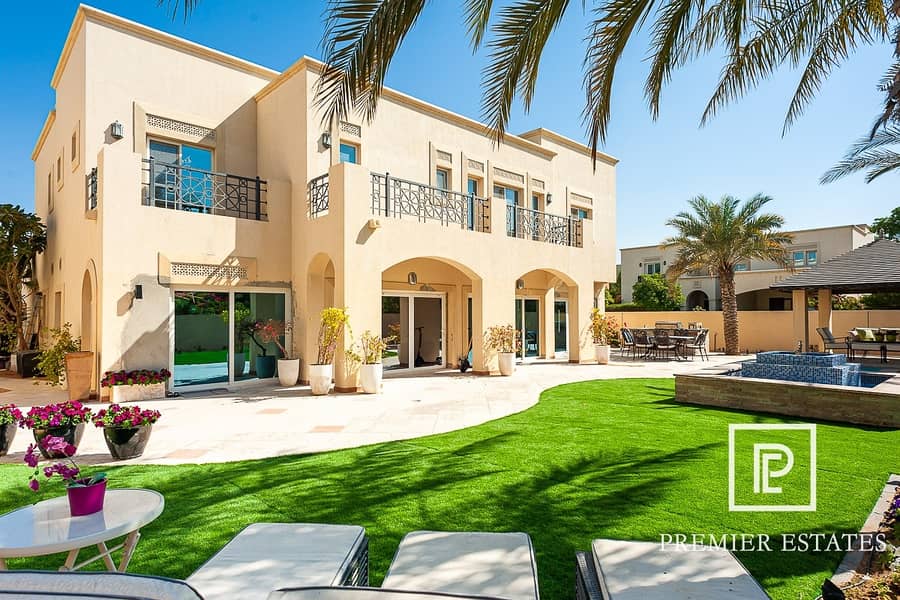 Sophisticatedly Renovated | 5 Bedroom | V O T Sophisticatedly Renovated | 5 Bedroom | V O T
