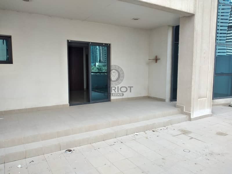 12 Massive Living Room+ 2 BR + 3 Bathrooms l  Huge Terrace  l  Marina View