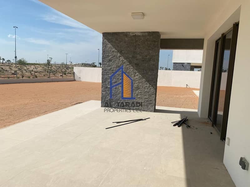 16 Brand New/Outstanding Villa /Landscaped 5BR