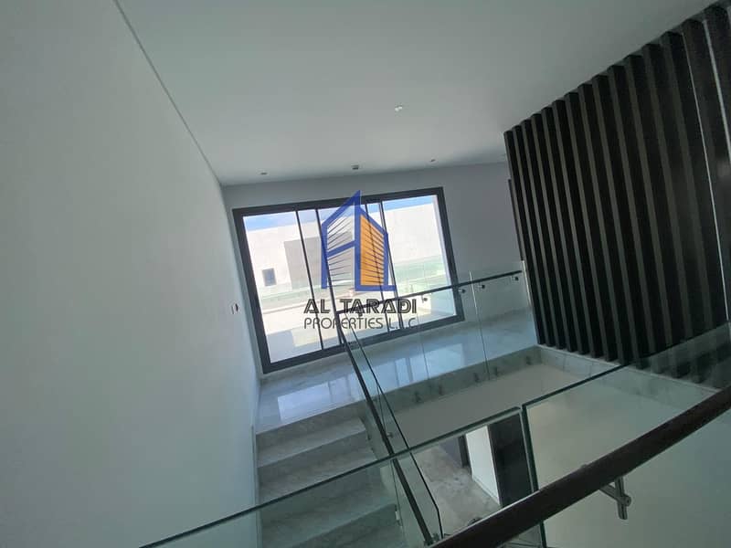 29 Brand New/Outstanding Villa /Landscaped 5BR