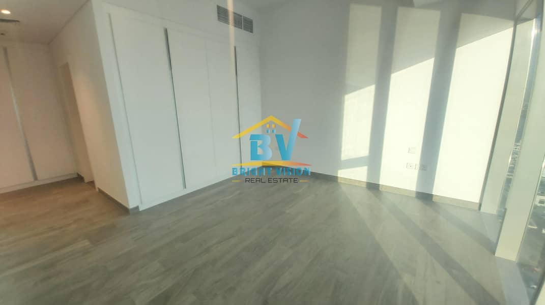 11 Brand New Sea View 2bedroom With Maid and Facilities