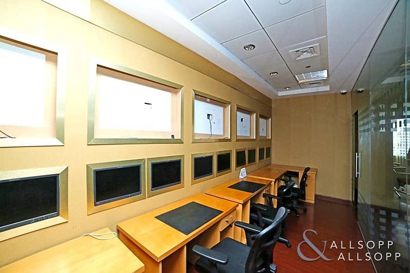 Fitted Office | High Floor | Grade A Building