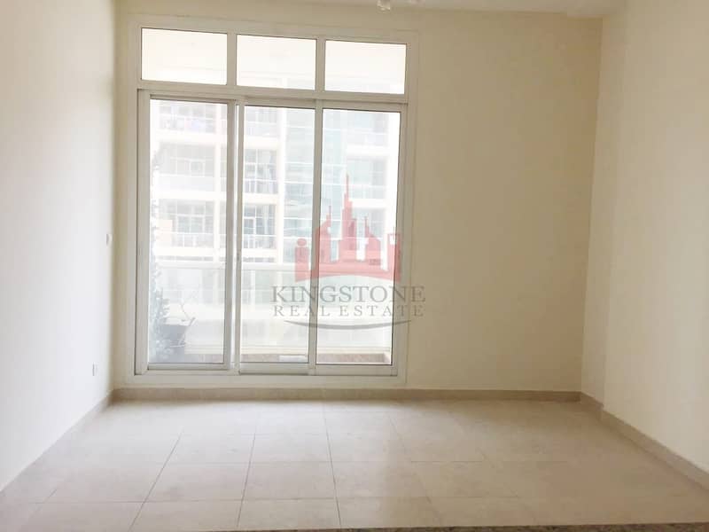 9 Spacious Studio Apartment in OHP