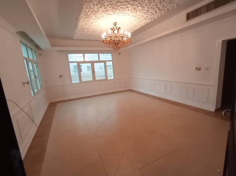 Beautiful 6 Bedroom Villa is available for Sale in Khalifa B Beautiful 6 Bedroom Villa is available for Sale in Khalifa B