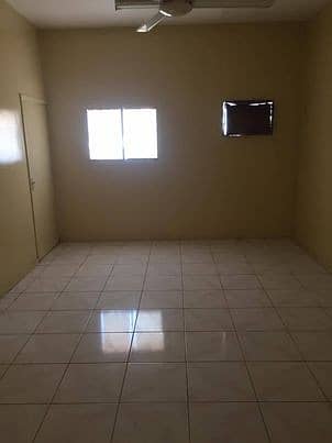 CONVENIENT PLACE TO LIVE WITH A BIG SIZE 2 BEDROOM HALL APARTMENT AVAILABLE FOR RENT IN FRONT OF FALCON TOWER (12 CHEQUES)