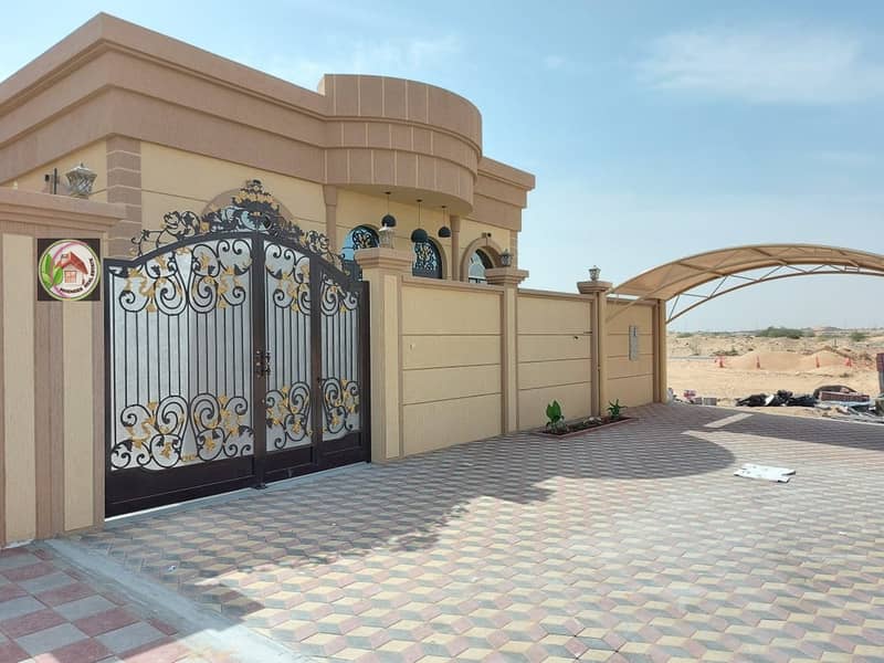 Villa for sale directly from the owner, in a privileged location in Ajman, with the possibility of bank financing for 25 years