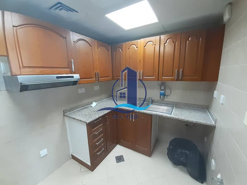 11 1 MONTH FREE! 1 BR Apartment | Well- Maintained