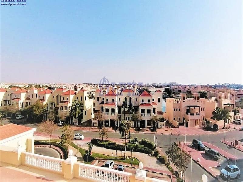 Amazing Market Offer! Lovely Lagoon Views Amazing Market Offer! Lovely Lagoon Views
