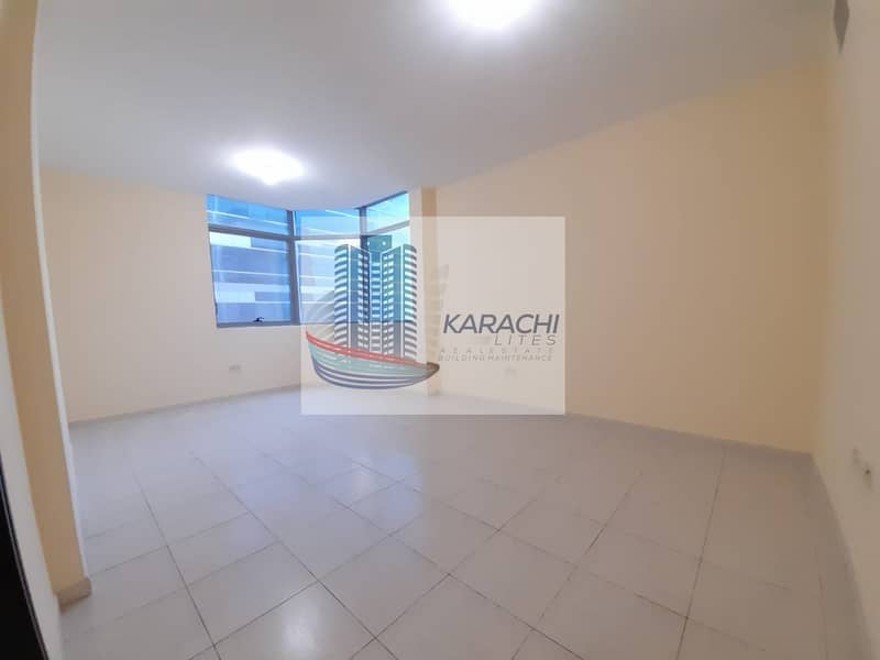 BRIGHT AND POLISHED 2BHK WITH MASTER BEDROOM IN AL MAMOURA FOR YOU FROM KARACHI LITES!!