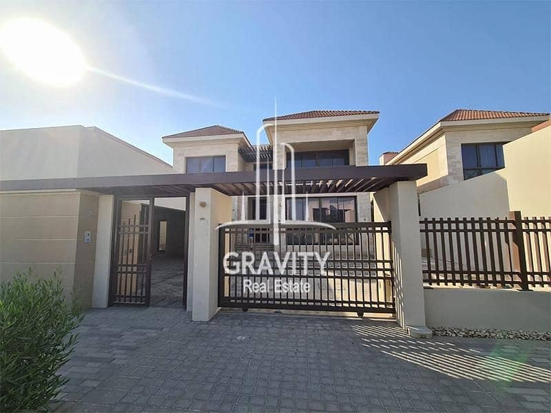Experience Fancy Living in this Extravagant Villa Experience Fancy Living in this Extravagant Villa