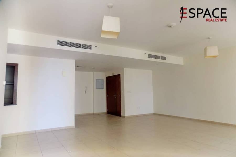 High floor | Open Plan | Very well maintained