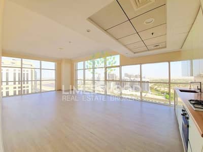 Stunning Golf View | Big 2 BR Maids | Wooden Floor Stunning Golf View | Big 2 BR Maids | Wooden Floor