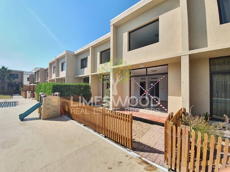 Renovated 3 BR Maids | Pool View | Communal Garden