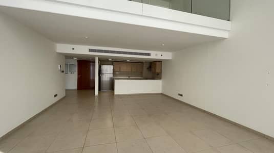 Stunning 3 BEDS Duplex with One Month free offer! Stunning 3 BEDS Duplex with One Month free offer!
