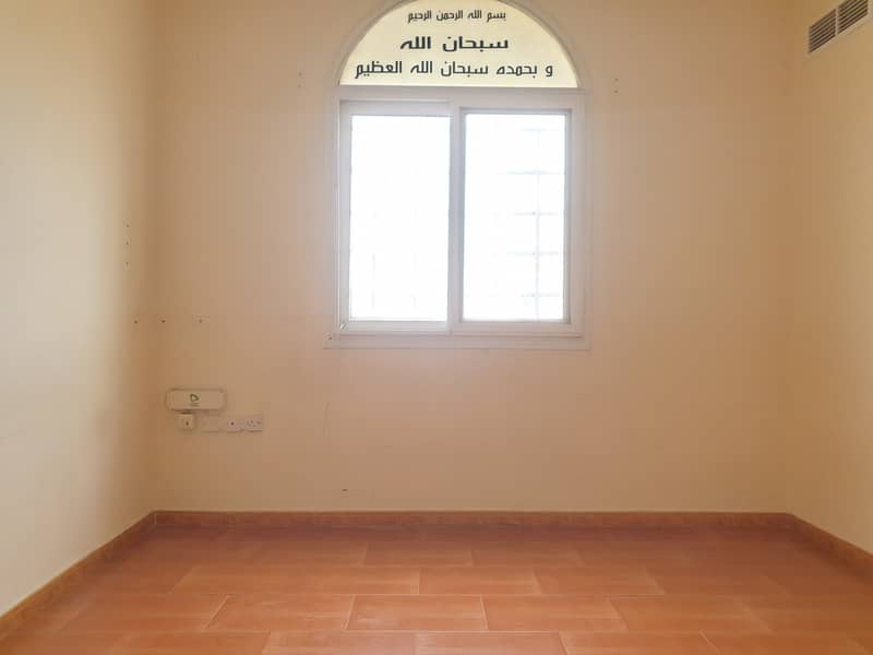 شقة في النباعة 1 غرف 18000 درهم - 5001313
