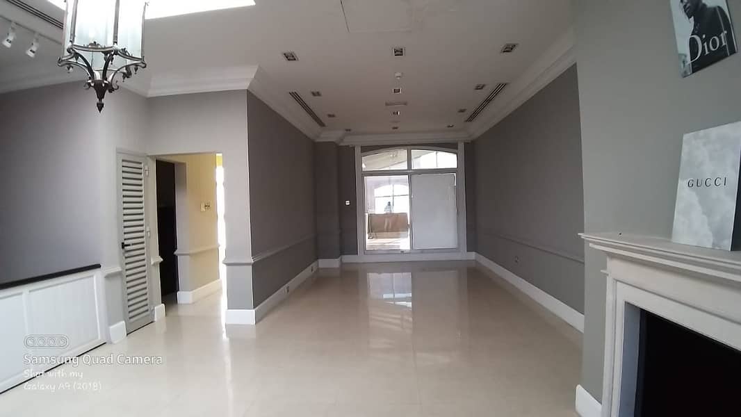 Good Location Commercial spacious villa for rent Good Location Commercial spacious villa for rent