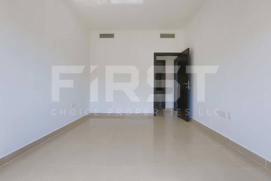 5 Good Offer |  Lovely Apartment with Rent Refund.