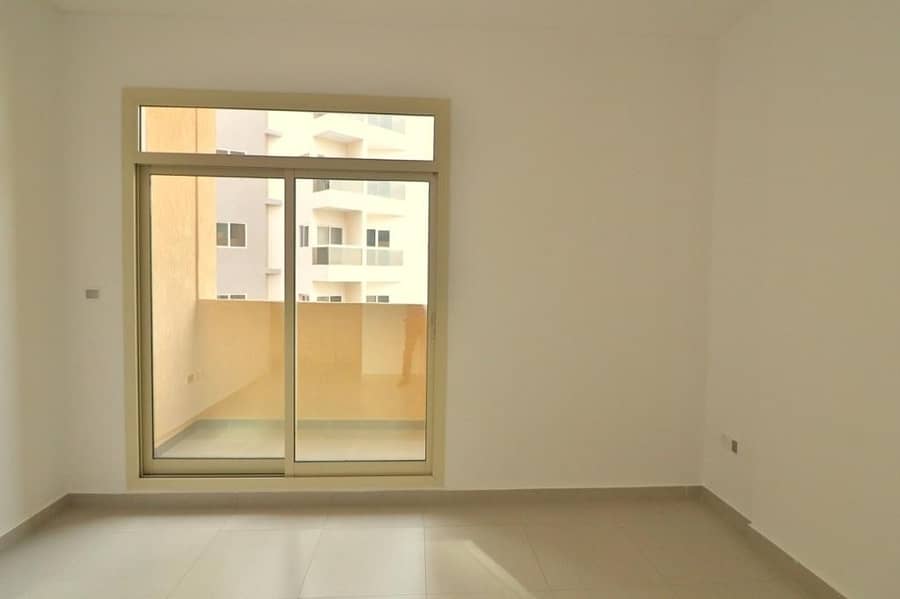 4 Next to souq extra 1-br with balcony only in 28/4 chks