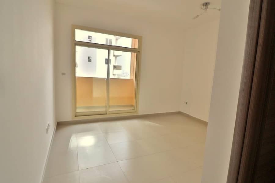 5 Next to souq extra 1-br with balcony only in 28/4 chks