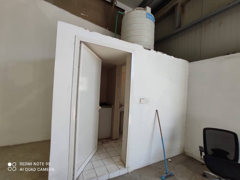 3500 SQ FT -  WAREHOUSE AVAILABLE IN AL QUOZ. . .