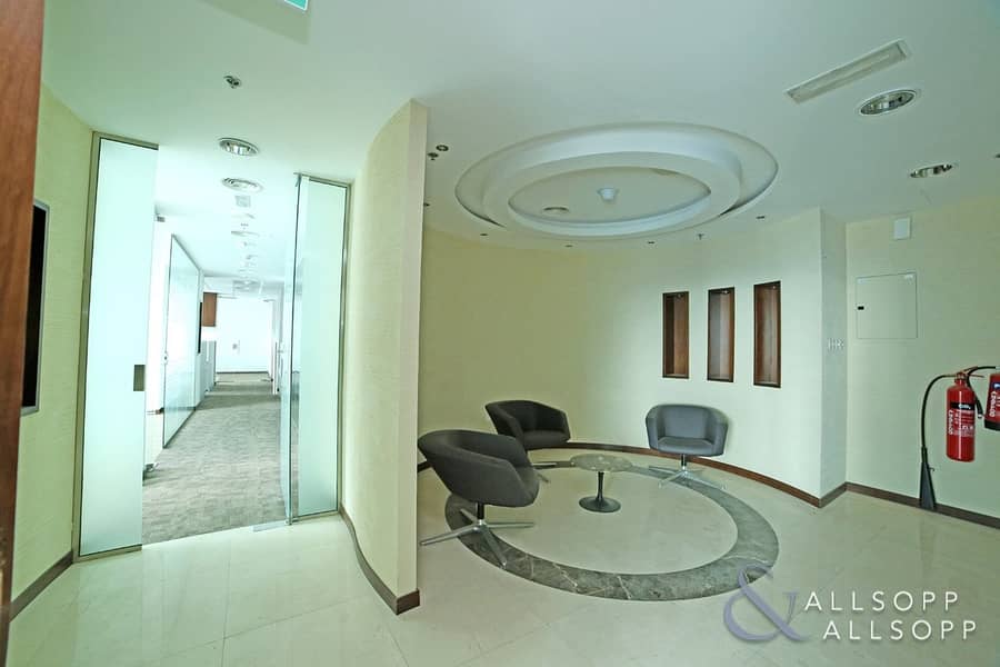 Furnished Office | Terrace | 5 Parking Spaces