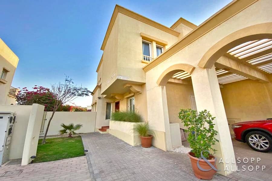 Available April 14 | Shared Pool | 3 Beds Available April 14 | Shared Pool | 3 Beds