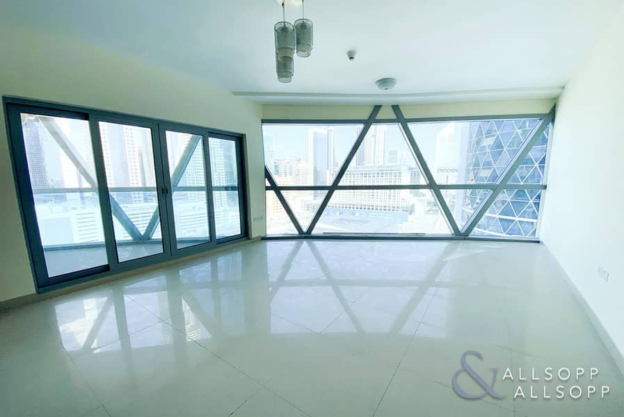 4 DIFC | Unfurnished | Available | 2 Beds