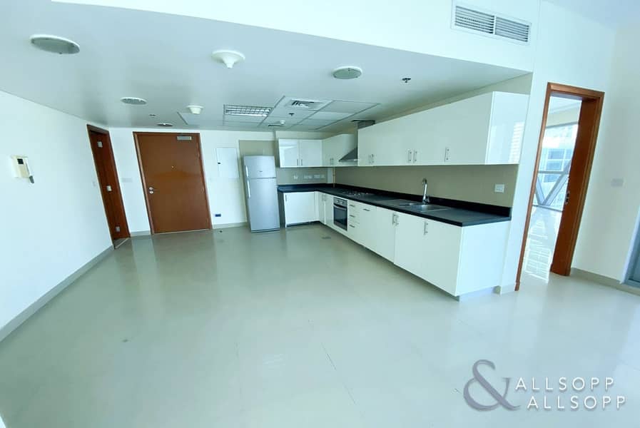 5 DIFC | Unfurnished | Available | 2 Beds