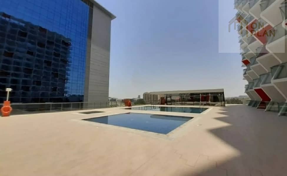 4 Fully Furnished | High Floor | Vacant Unit | Free DEWA&WIFI | Yearly or Monthly AED 4000