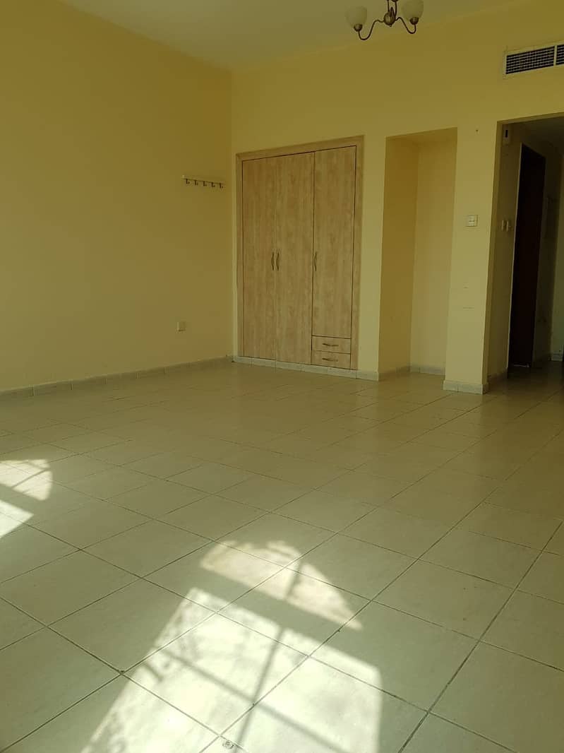 Int. City | Morocco Cluster | Well Maintain Studio Without Balcony | For Sale | Ready to move-in