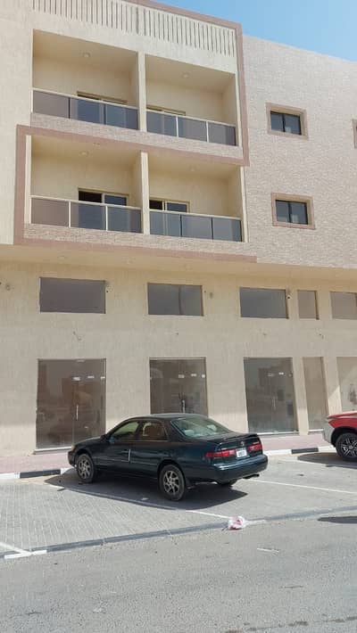 For rent in Ajman, a new building, the first inhabitant of Industrial Jurf 3 For rent in Ajman, a new building, the first inhabitant of Industrial Jurf 3