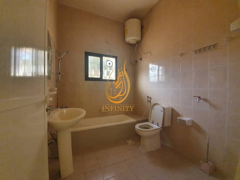 19 SPACIOUS | WELL MAINTAINED | | NATURAL LIGHT | GARDEN | 3 BEDROOMS VILLA