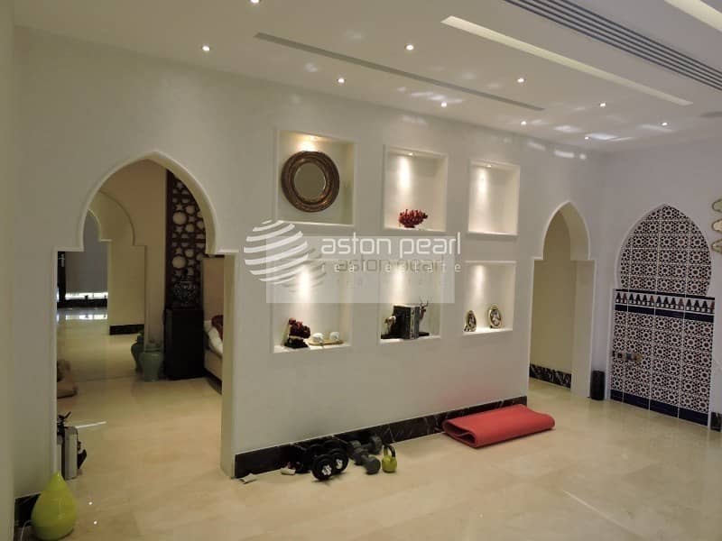 29 7 BR Luxury Finished | Private Pool | Close to SZR