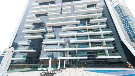 Lavish 3 Bedroom + Maids in Business Bay Lavish 3 Bedroom + Maids in Business Bay