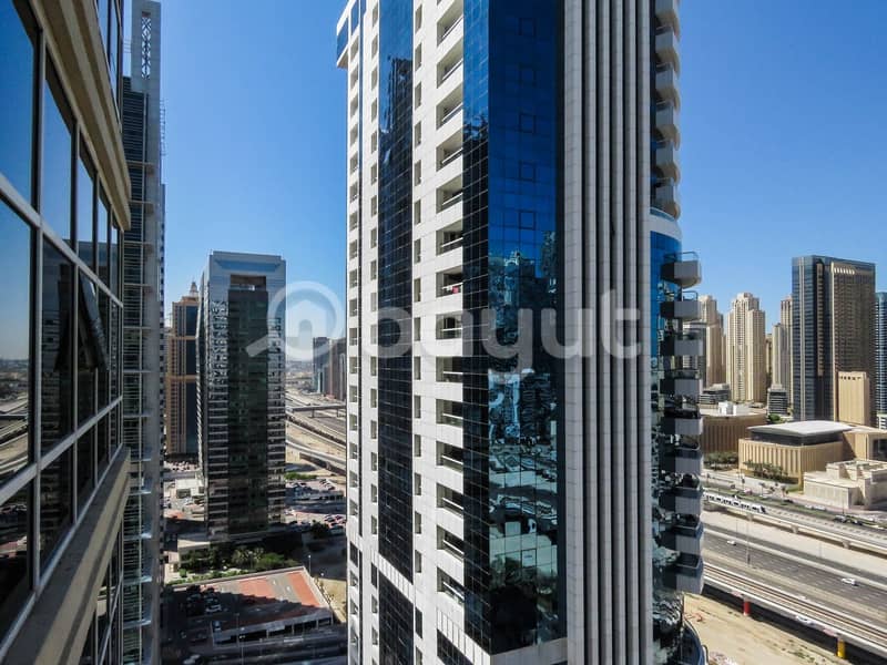 18 Marina View 2 Bedroom Apartment - Amazing View Deal of the Month - Call Now Grab the Deal