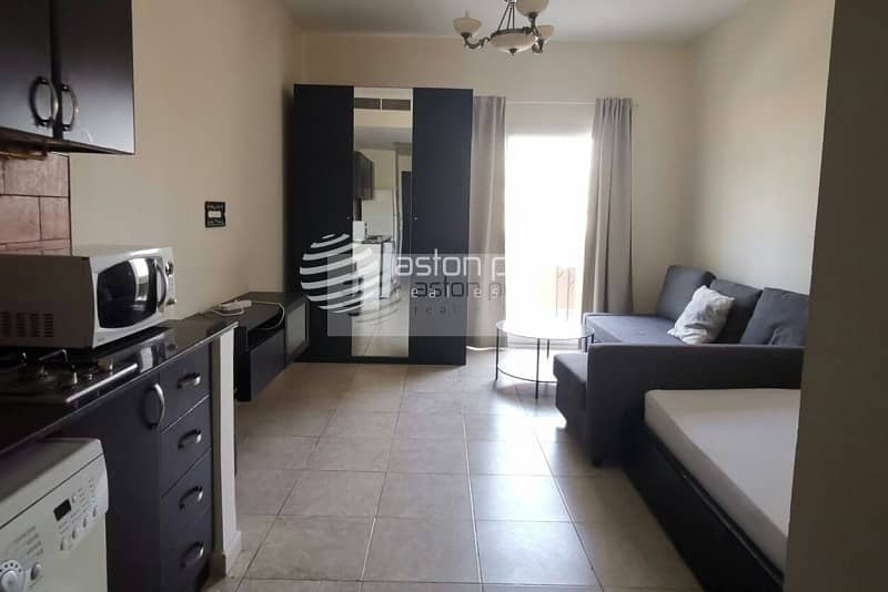 Bright and Spacious Studio ||  Great Investment