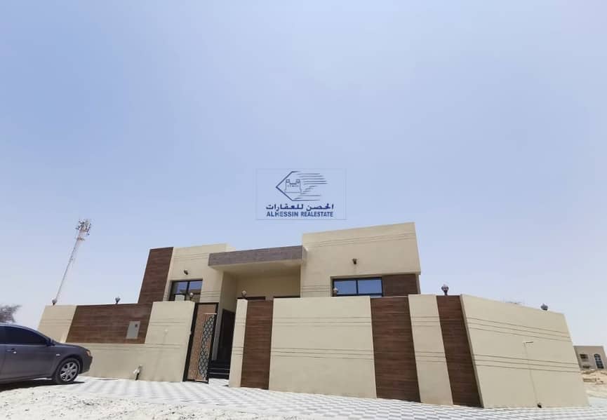 At a snapshot price for the buyer, a luxury villa near the asphalt street with a wonderful and unique design and a suitable area close to the mosque and all services with a complete arrangement of bank financing procedures