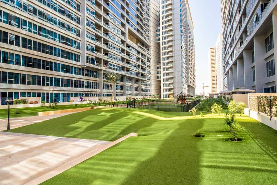 14 2-Bed | Pets Allowed | Skycourts Tower D
