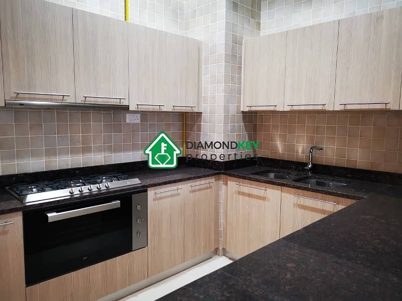 5 Beautiful Huge 2 Bedrooms in Ansam