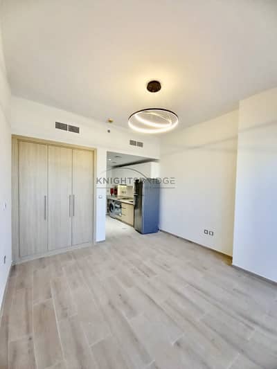 Next To Metro | Chiller Free | High Floor Next To Metro | Chiller Free | High Floor