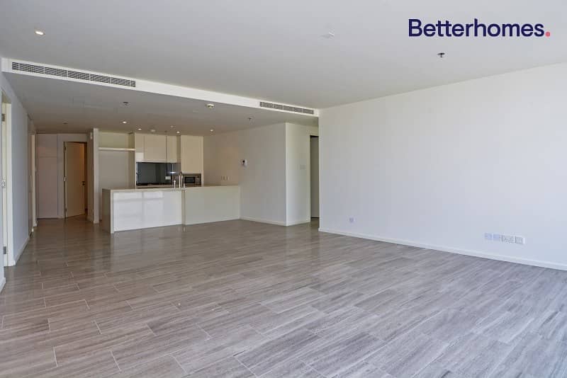 Stunning 3 Bedroom | Low-Floor | 2 Parkings Stunning 3 Bedroom | Low-Floor | 2 Parkings
