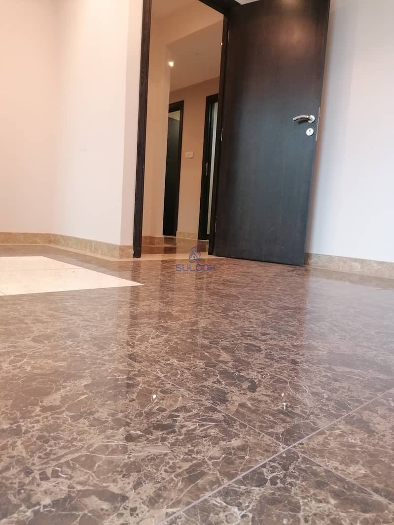 18 Spacious Office with beautiful sea view available for 118K in khalidiya