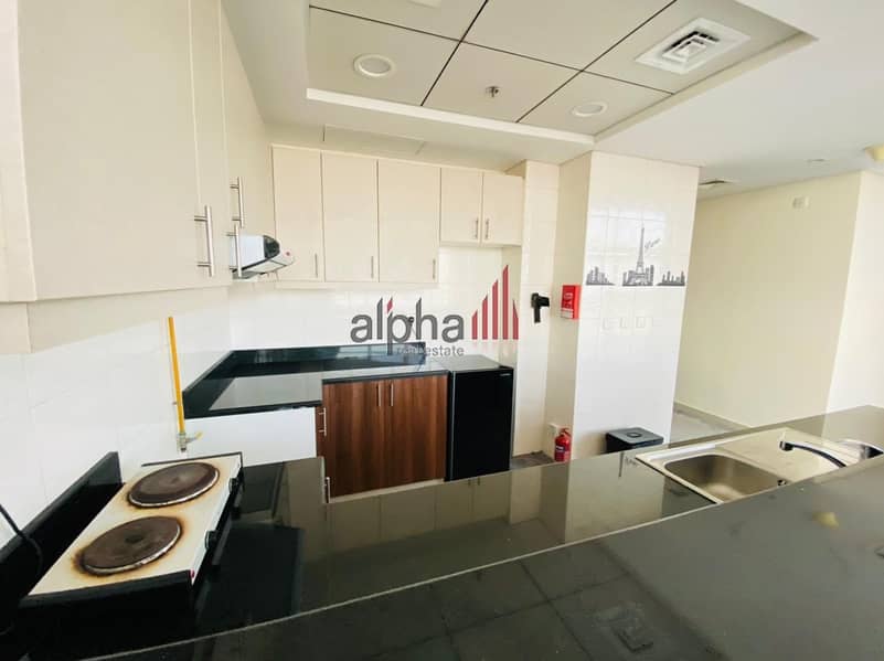 10 Fully Furnished | Higher Floor | Amazing View