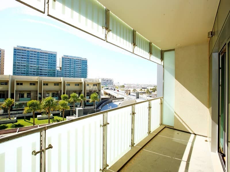 Sea and Canal Views | Two Balconies| Mid Floor