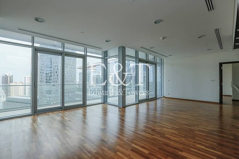 DIFC and Sea Views | Mid Floor | Vacant