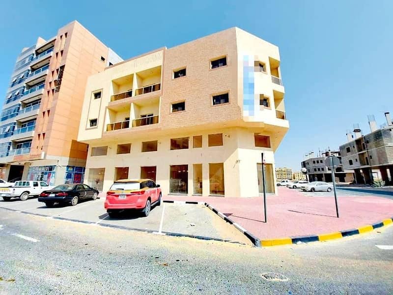 Apartments for rent in Ajman, first inhabitant, central air conditioning, at a price, for a snapshot, a very excellent location