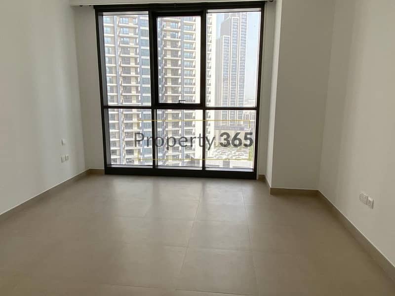 9 Spacious 1 Bedroom / Large layout / Chiller free